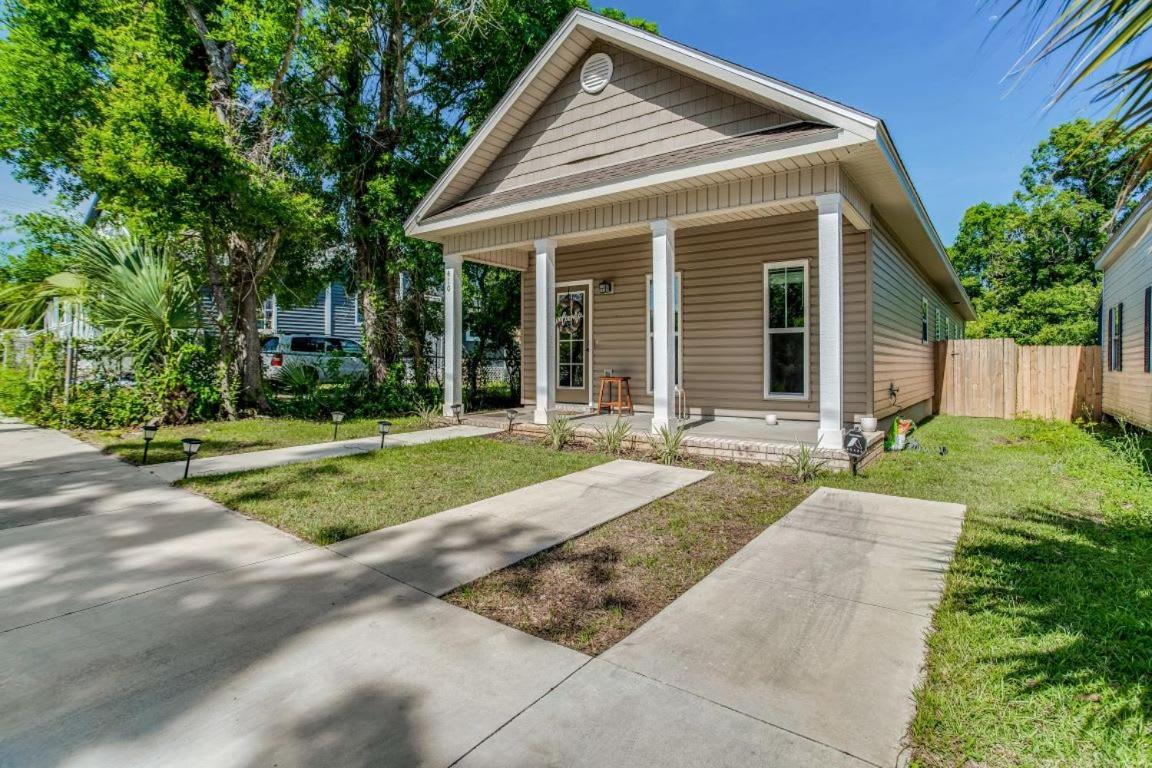 Beach Flow Bungalow-Mins To Downtown-Dining-Base Pensacola Zewnętrze zdjęcie